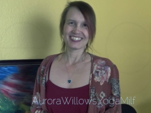 AuroraWillowsYogaMilf Elle se Gode