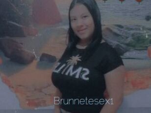 Brunnetesex1