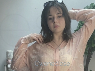 cweneclose Elle se Gode