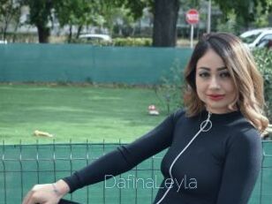 DafinaLeyla Elle se Gode