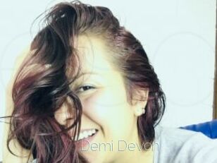 Demi_Devon Elle se Gode