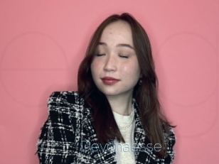 devonaesse Elle se Gode