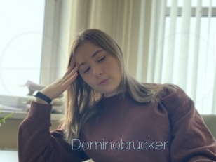 dominobrucker Elle se Gode