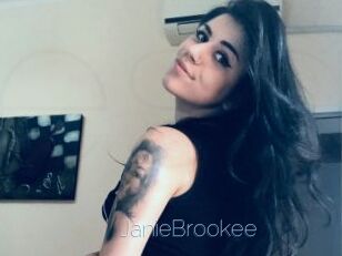 JanieBrookee