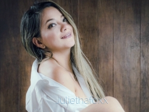 Juliethafoxx