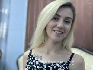 Kristinamoonless