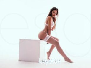 LeyaFox