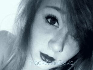 Mackenzie_Davis