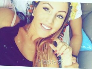 Maddy06 Elle se Gode