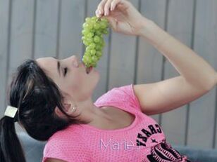 MarieJ Elle se Gode