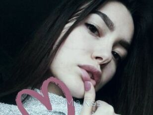 Mia_Kiss_