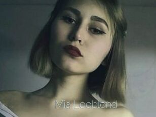 Mia_Leeblond
