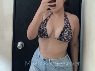 Maahckeenzysiiilver
