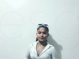 Mialovee23