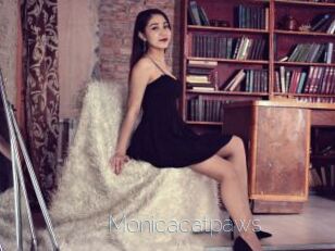 Monicacatpaws