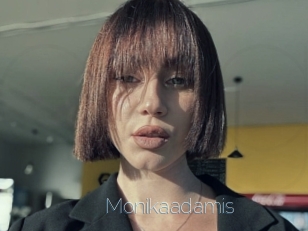 Monikaadamis