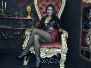 Roxy_Davis