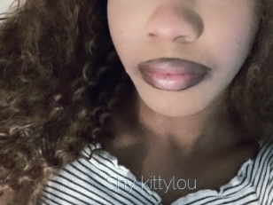 shy_kittylou Elle se Gode