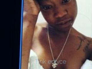 Tink_entyce Elle se Gode