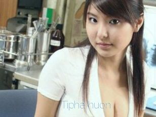 Tipha_huon