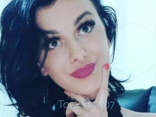 TopSkinny07 Elle se Gode