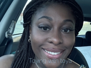 toying_with_toya Elle se Gode
