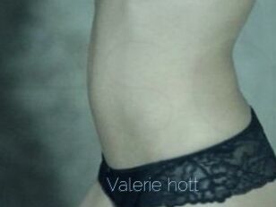 Valerie_hott