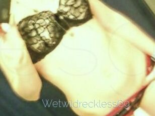 wet_wild_reckless69 Elle se Gode
