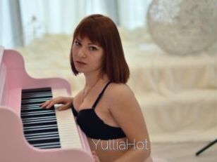 YulliaHot